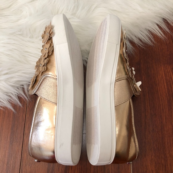 Steve Madden Rose Gold Floral Slip On Sneakers, 8 - Picture 5 of 8